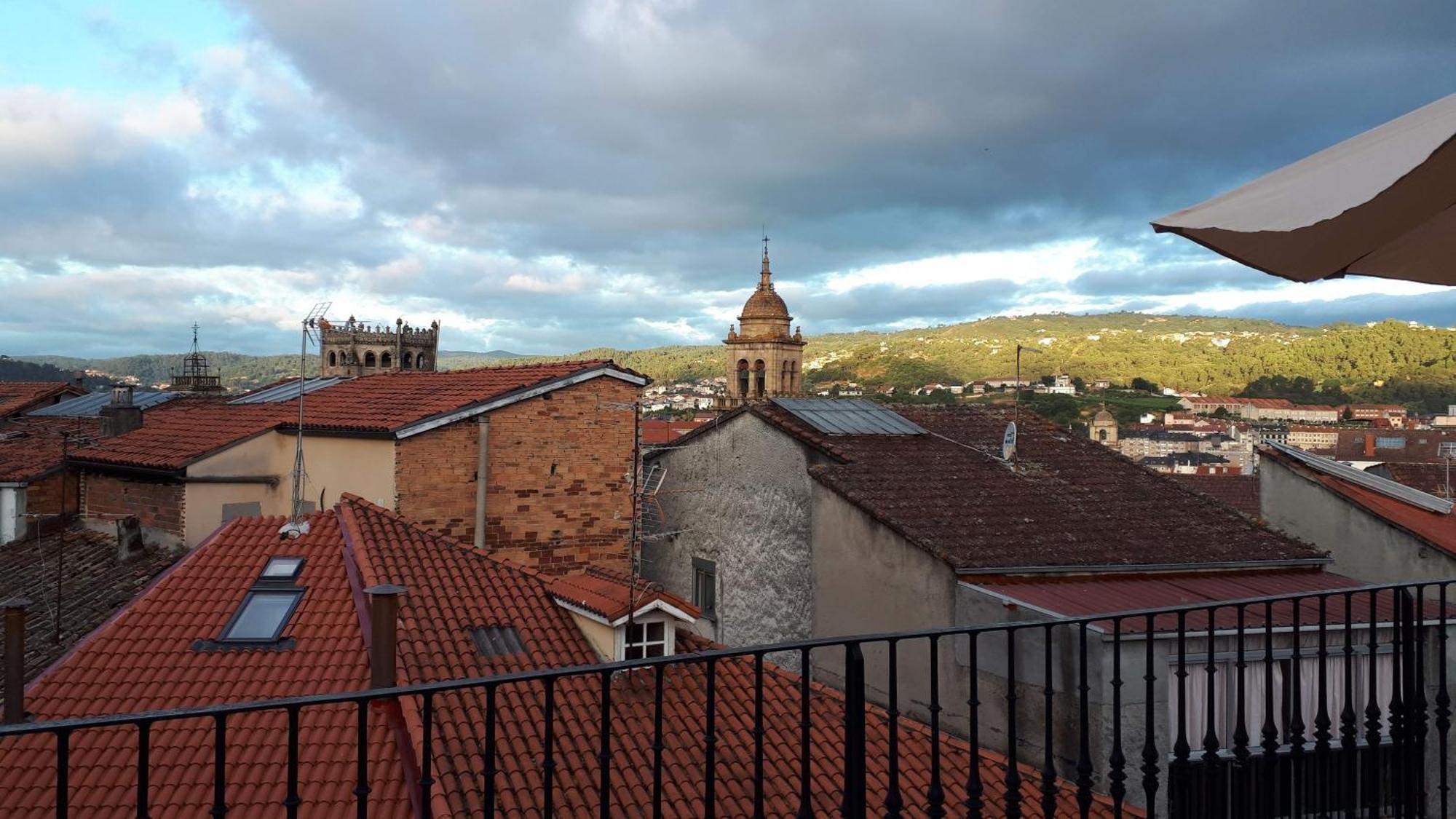 Apartamento Con Terraza En El Casco Historico Ourense Dış mekan fotoğraf